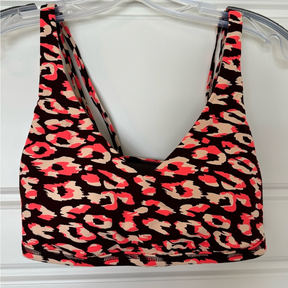 NWT Womens OFFLINE by Aerie Goals Plunge Maplewood Leopard Padded Sports Bra Med